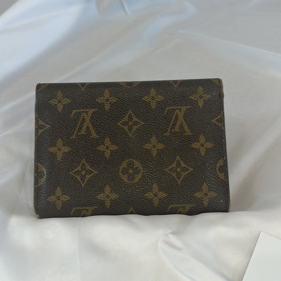 Auth Louis Vuitton Porte Tresor Etui used fair/good condition - Picture 2 of 16